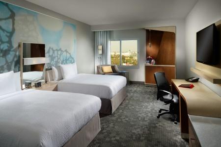 Courtyard by Marriott Queretaro - 2