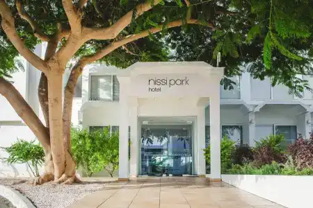 Nissi Park - 0