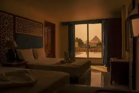 Great Pyramid Inn - 37