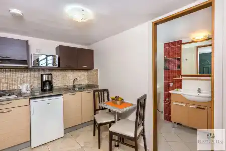 Pilot's Villas Luxury Suites - 81