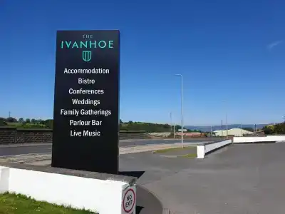 Ivanhoe Inn and - 16