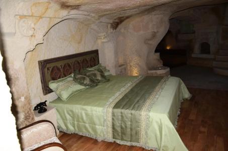 Golden Cave Suites - 6