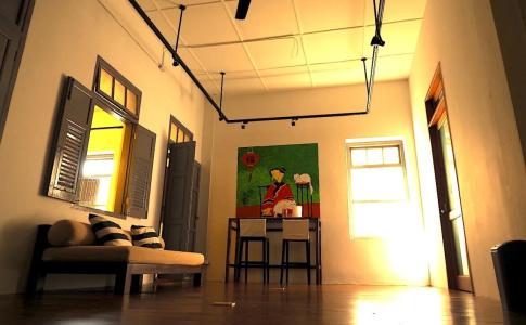 Lyn's Home Boutique Hostel - 12