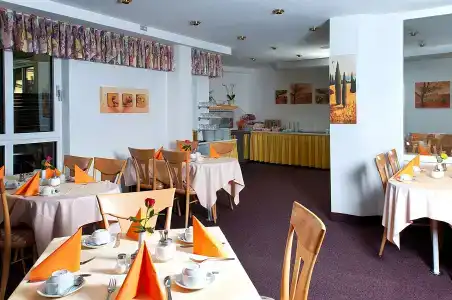 Invite nüRnberg City - 15