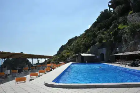 Belvedere - 16