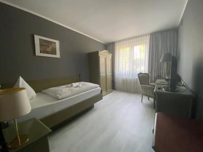 SL'otel im Parforcehaus - 4