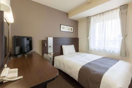 Comfort Yokohama Kannai - 44