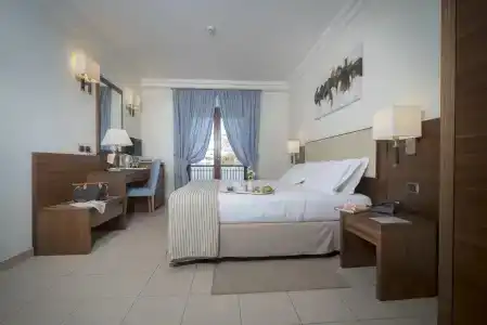 Suites & Residence - 62