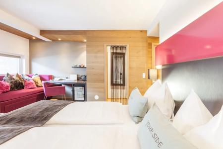 Lederer's living - 67