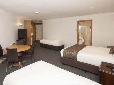 Bell Tower Inn - 4