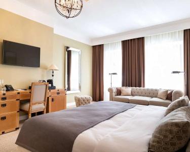 Best Western Plus Market Square Lviv - 18