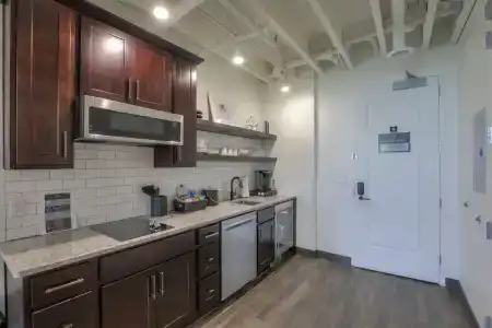 Studio 154 Luxury - 47