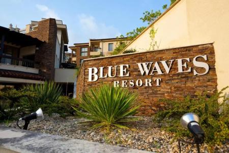 Blue Waves Resort - 60