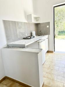 Sandy Beach Studios - 32