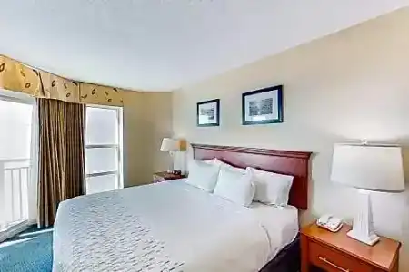 Carolinian Beach - 387