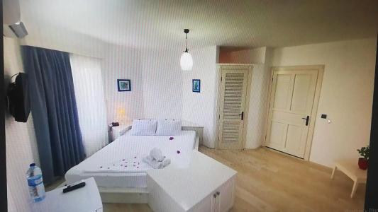 Kefi Beach & Suites - 36