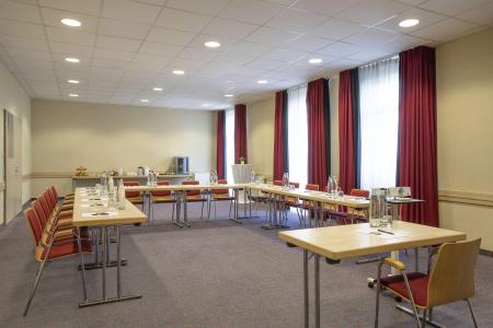 Holiday Inn Express Frankfurt Messe, An Ihg - 16