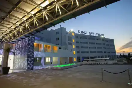 King Evelthon Beach & Resort - 23