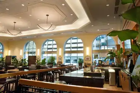 Hilton Indianapolis & Suites - 31