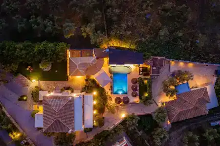 Anthemion Suites and Villas - 19