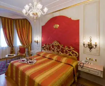 Regina Palace - 2
