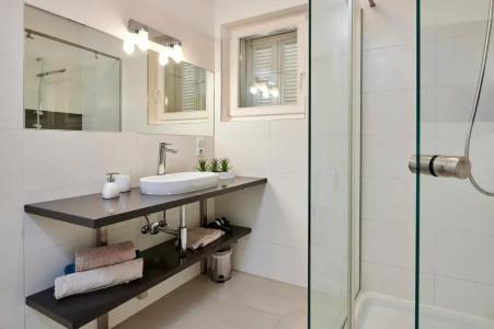 Gea Trogir - 165