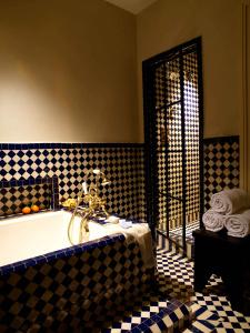 The Greenwich - 85