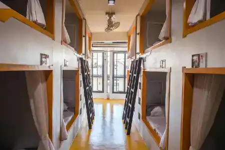 The Port Hostel - 8