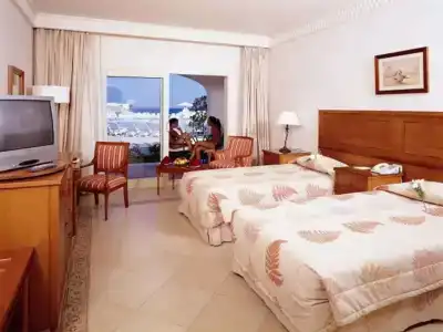 Continental Plaza Aqua Beach - 5