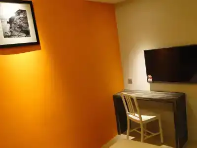 Orange Premier Taman Segar - 3