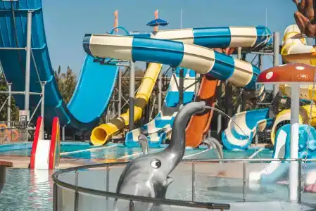 Chrispy Waterpark Resort - 19