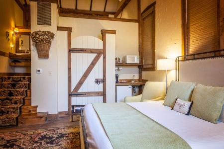 The Inn at Leola Village - 3