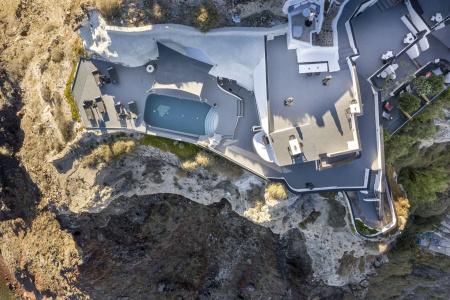 Pearl of Caldera Oia - Boutique by Pearl Collection - 33