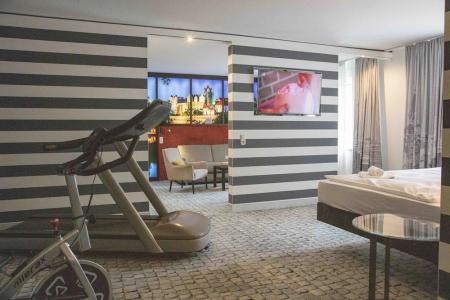 SL'otel im Parforcehaus - 56