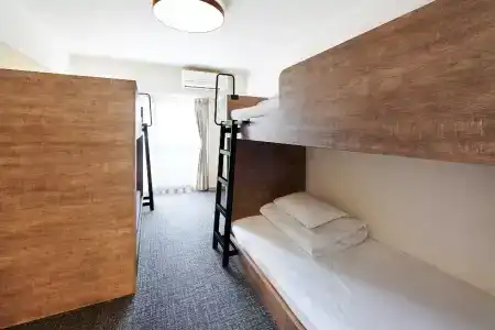 Montan Hakata - 37