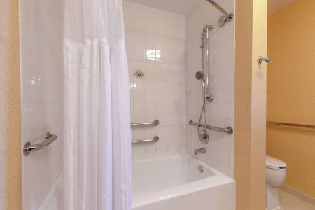 DoubleTree Suites by Hilton - 9