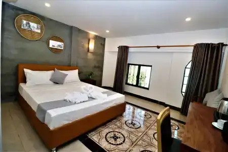 Grand Elevation - 4