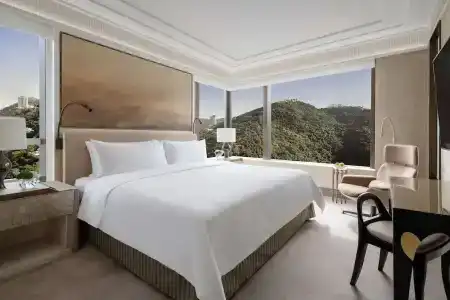Island Shangri-La - 47