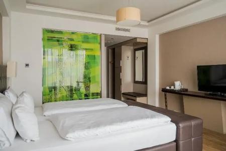 Two Berlin By Axel - Adults Only - 64