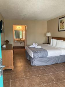 Altamonte Springs and Suites - 29