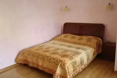Little Shangri-La - 8
