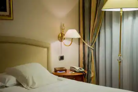 Best Western Globus City - 100