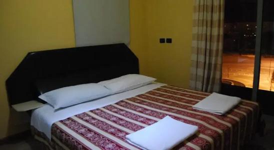 Lux Vlore - 20