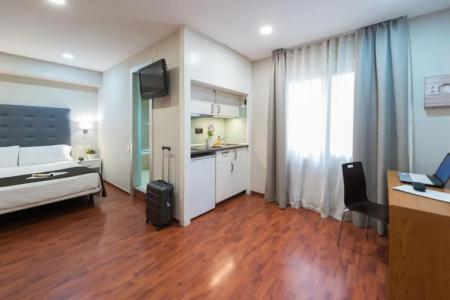 ApartSenator Barcelona - 38