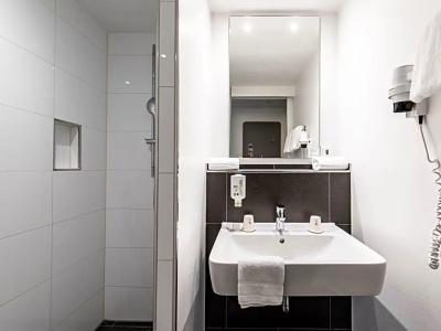 B&B München-Olympiapark - 60
