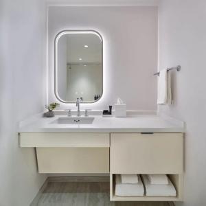 One Washington Circle-A Modus - 25