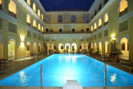 Nirbana Palace - A Heritage and Spa - 12