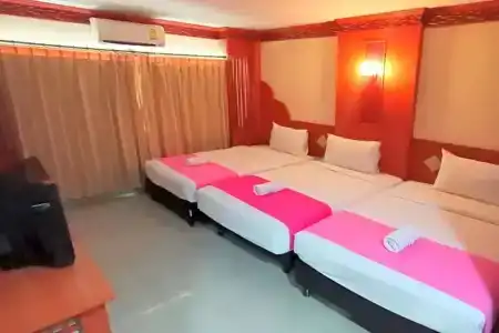 Poonsook Phitsanulok Sha Plus - 40