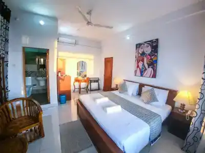 Romance Hills - 104