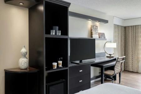 Courtyard by Marriott Charleston Historic District - 37